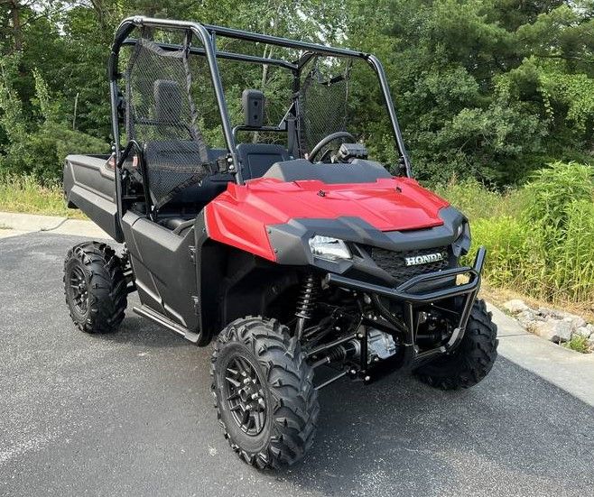 Квадроцикл Honda Pioneer 700