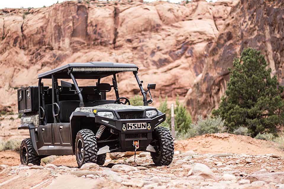 Квадроцикл Coleman Powersports Outfitter 1000 Crew (UTV1000CCA)