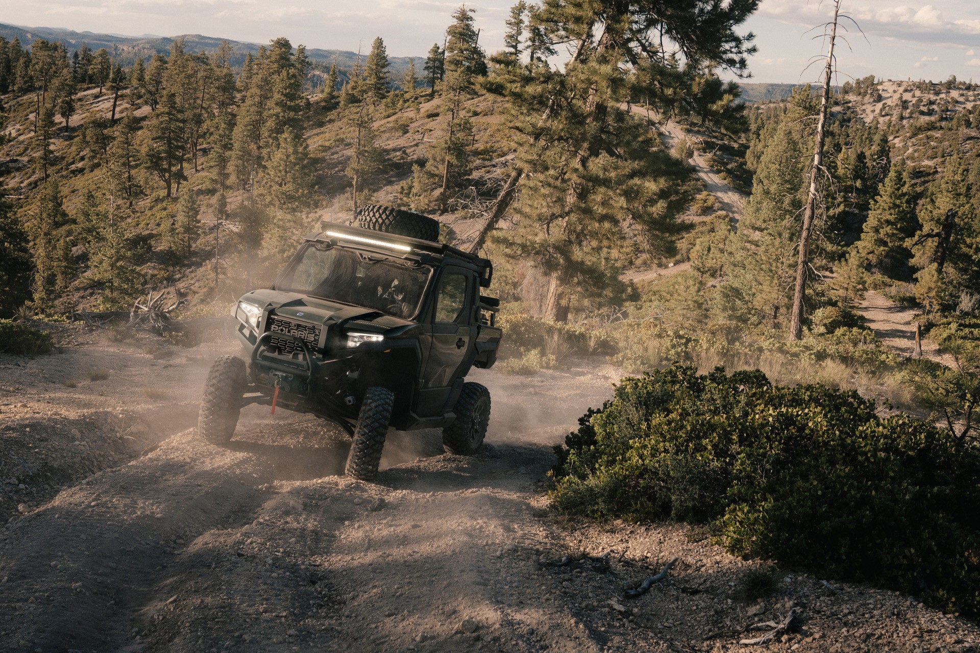 Квадроцикл Polaris Xpedition XP 2-seat
